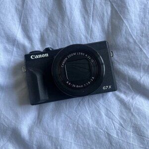 Canon PowerShot G7 X Mark III Vlogging Kit – Excellent Condition